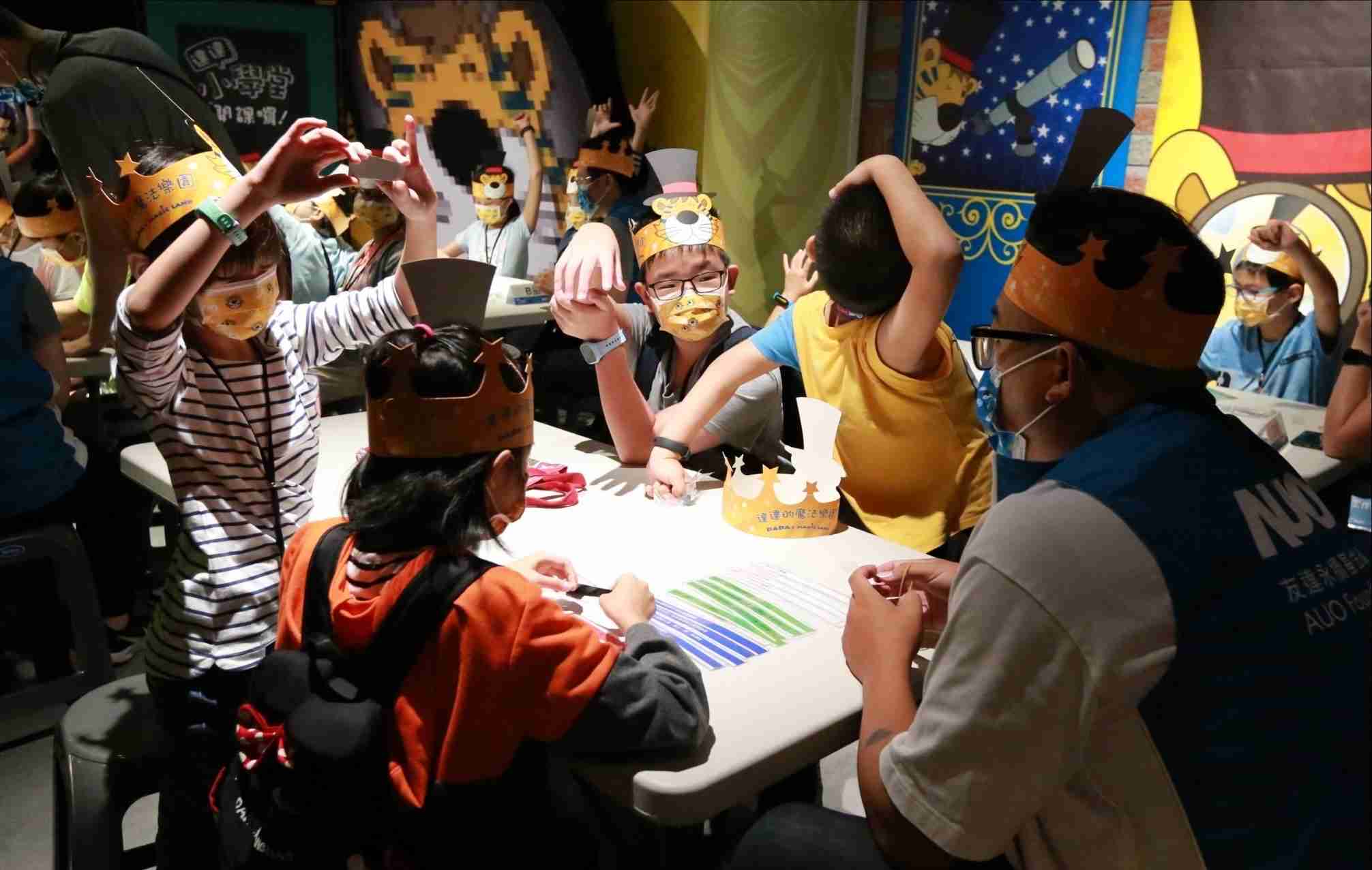 牛牛游戏以永续理念推动全人教育计划，，，内外结盟储备科普教育人才，，，，荣获亚太永续行动奖社会共融面的金奖肯定